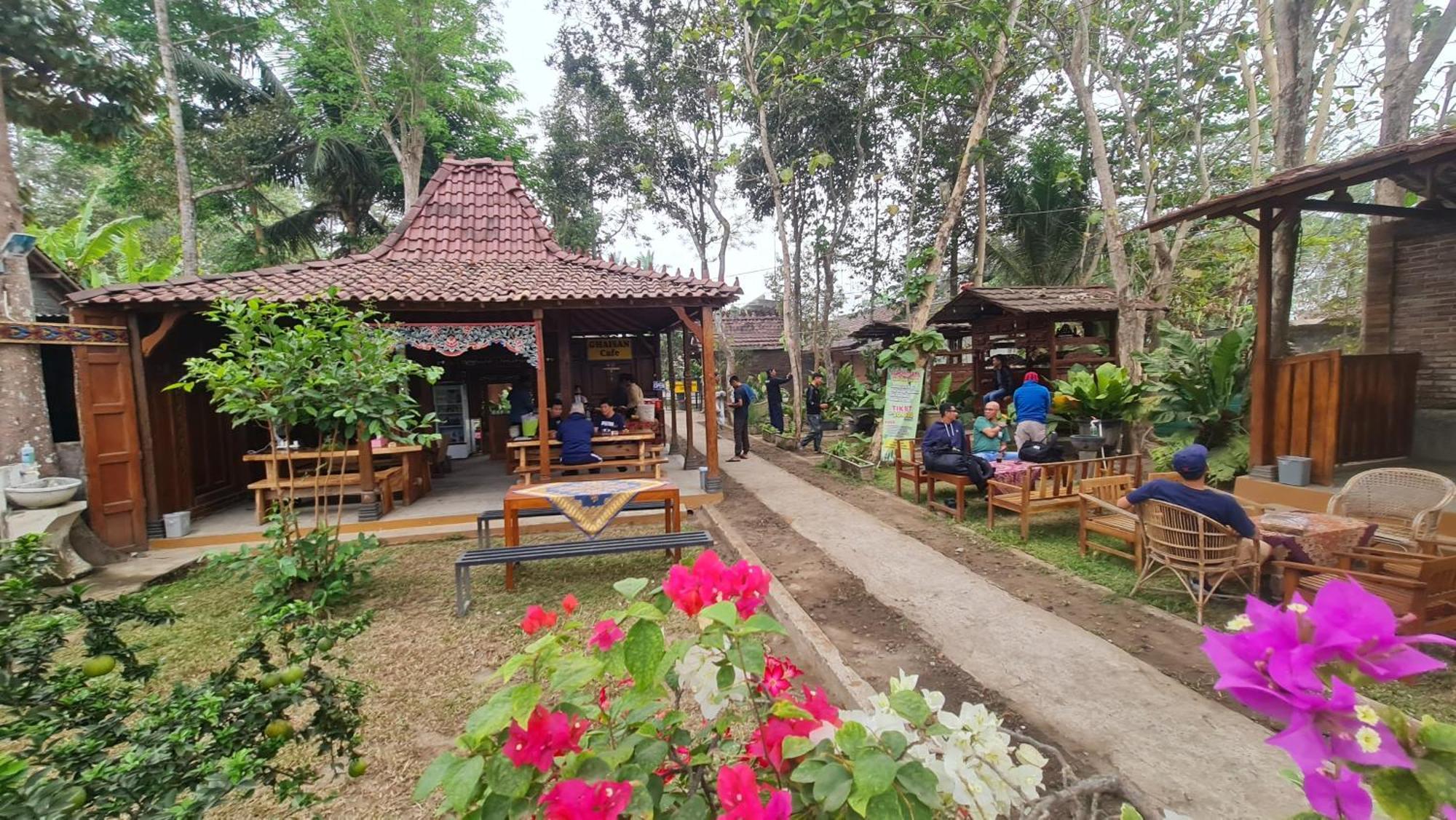 Anugrah Borobudur 1 & 2 Magelang Exterior foto